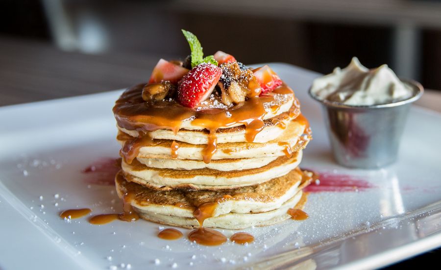 Pancakes z syropem klonowym